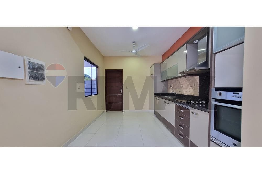 Casa en Fernando de la Mora zona Sur, foto 4