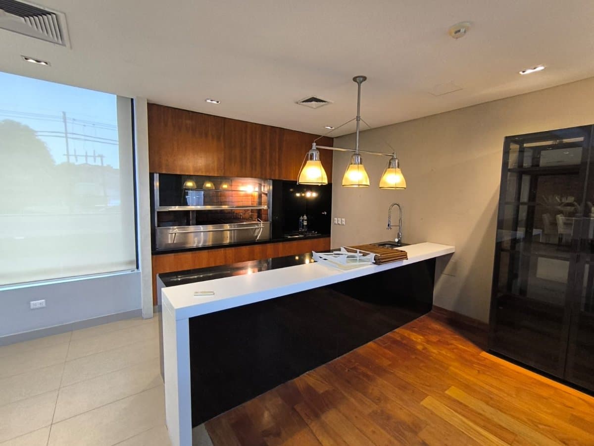Residencia exclusiva de 3 niveles en Villa Morra!!!, foto 3