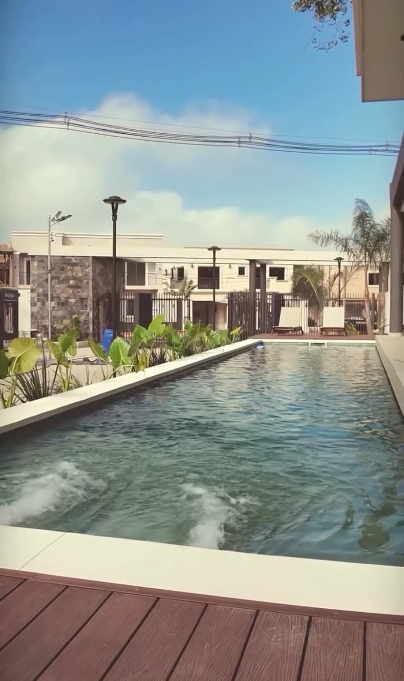 Duplex a estrenar en Barrio Cerrado En el Yacht Lambare Harbor, foto 1