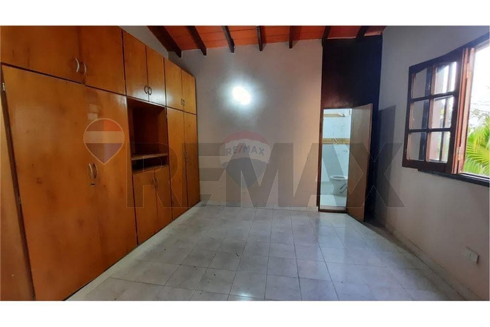 Casa en venta – Lambaré, zona canal 13, foto 4