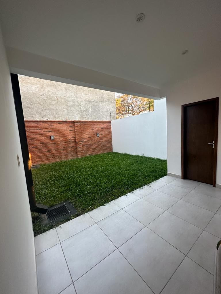 de duplex a precio de pozo!! en Luque — foto 4