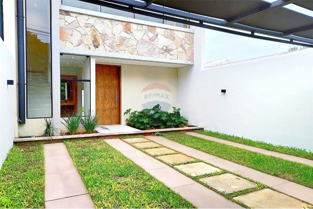 En venta duplex en loma merlo