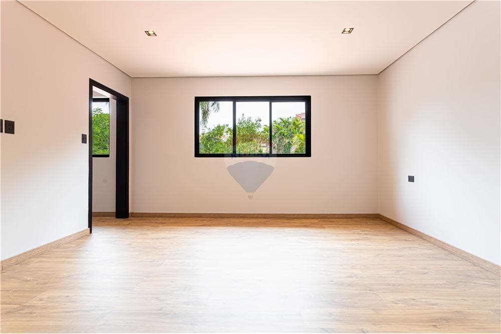 Residencia - Venta - Mburucuyá, Paraguay, foto 2