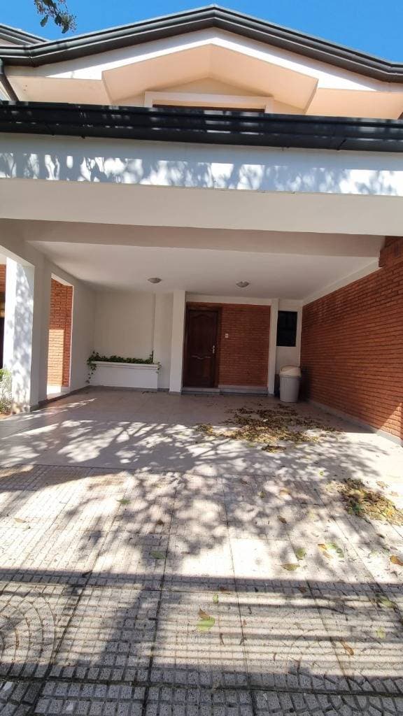 En venta hermosa casa en el barrio mburucuya, foto 3