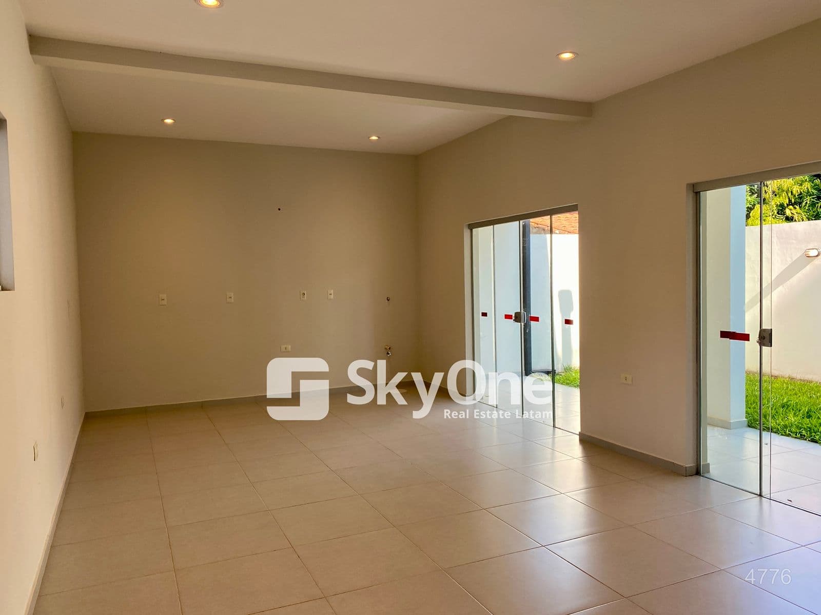 Duplex a estrenar en Luque estilo minimalista, foto 5