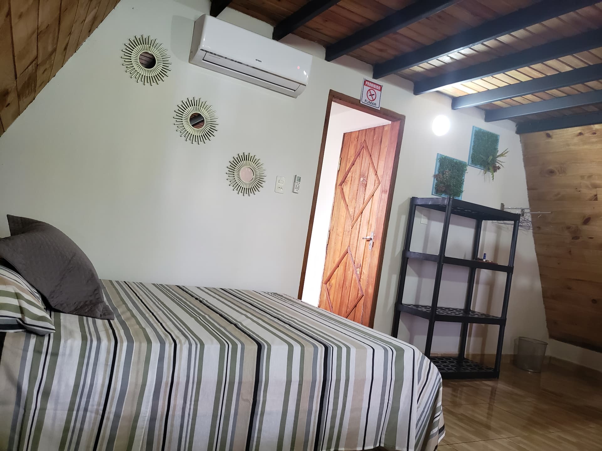 3 Cabañas Totalmente Amobladas En Encarnacion, foto 3