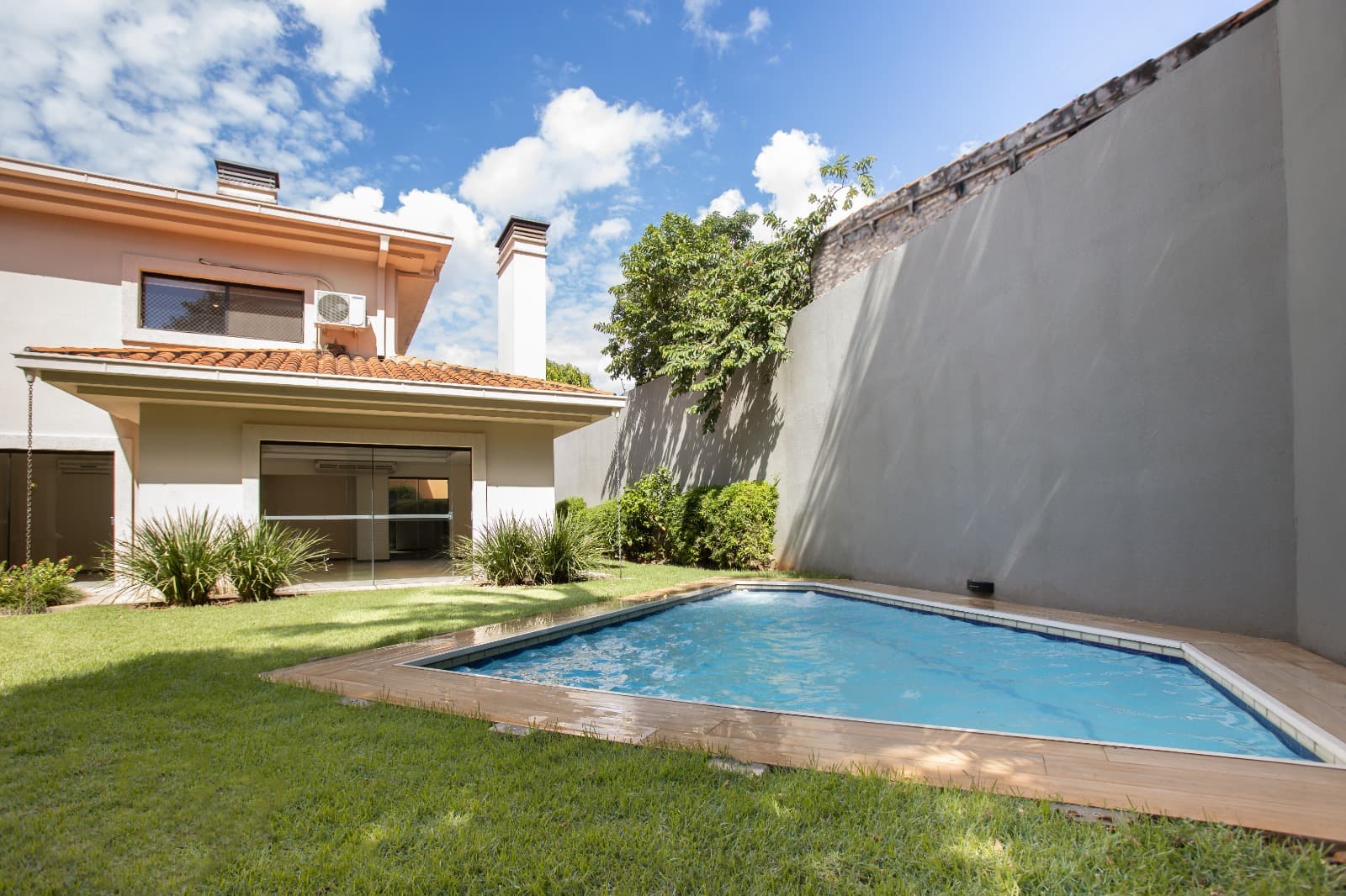 Amplia Casa En Condominio Cerrado. Mburucuya — foto 5