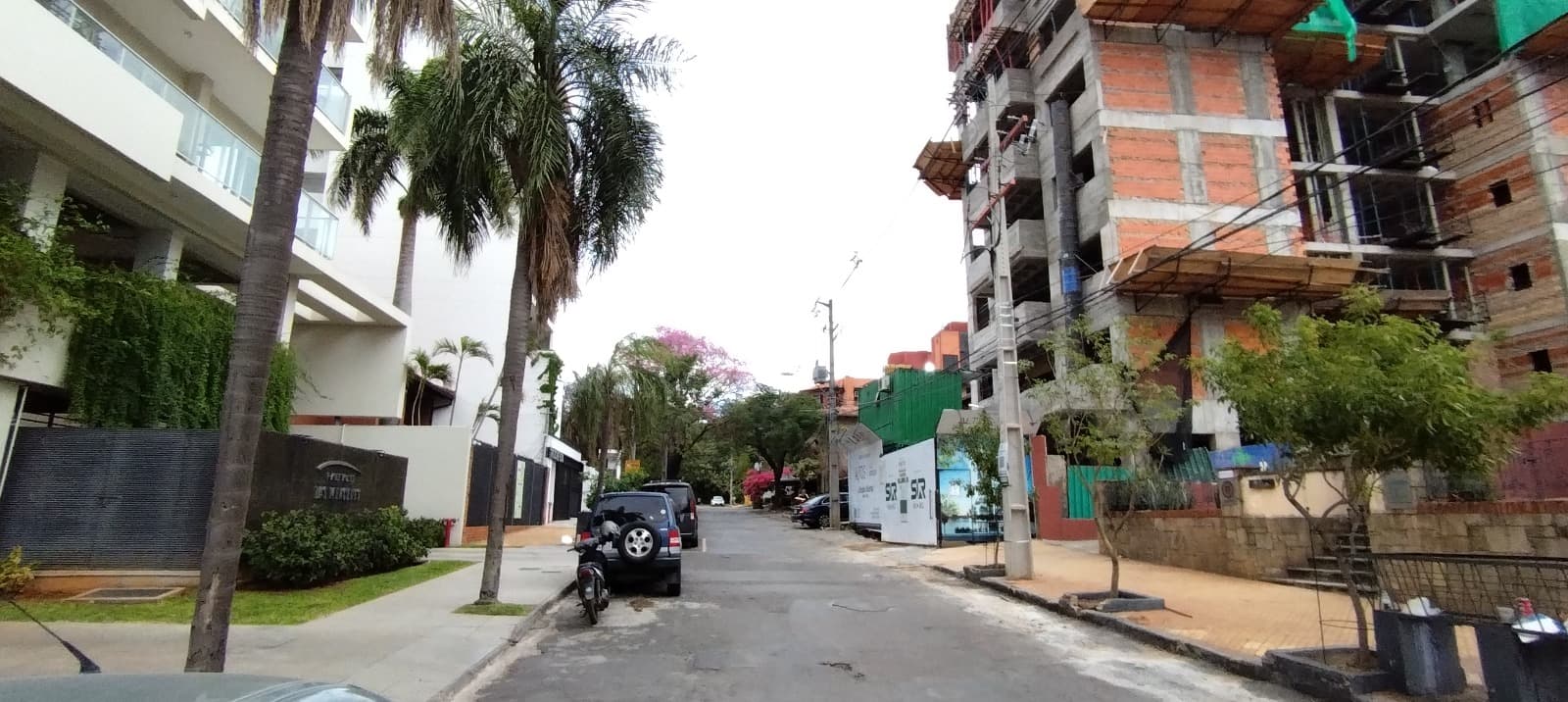Venta propiedad en esquina, bº Las Mercedes – 318 m2 sup. Terreno