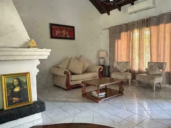 Amplia y comoda casa en barrio republicano, foto 3