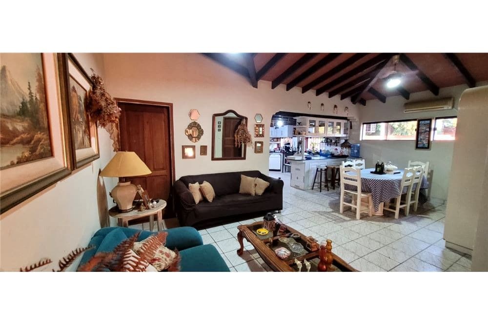 Amplia casa toda en una planta - barrio alto pinar - Luque, foto 4