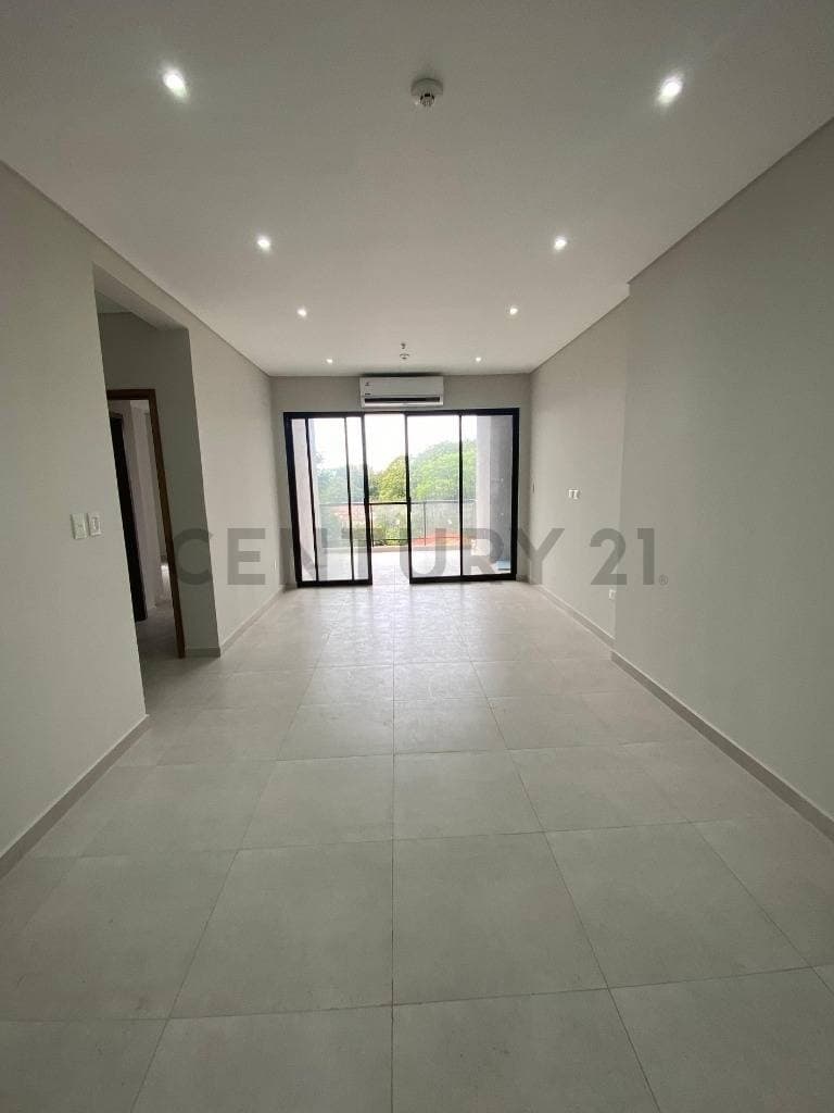 departamento de 2 dormitorios en Fernando de la Mora-Zona Norte, foto 2