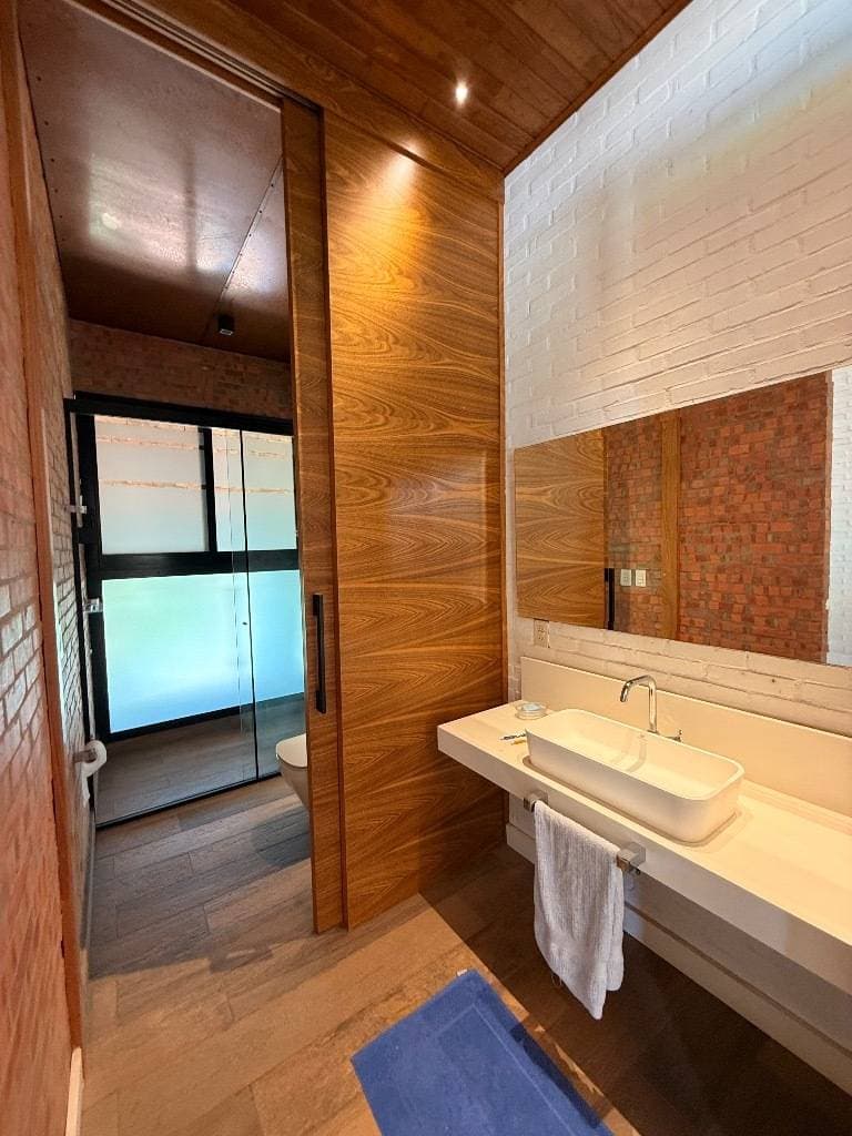 Lujosa y exclusiva casa en venta en barrio cerrado surubi'i, foto 5