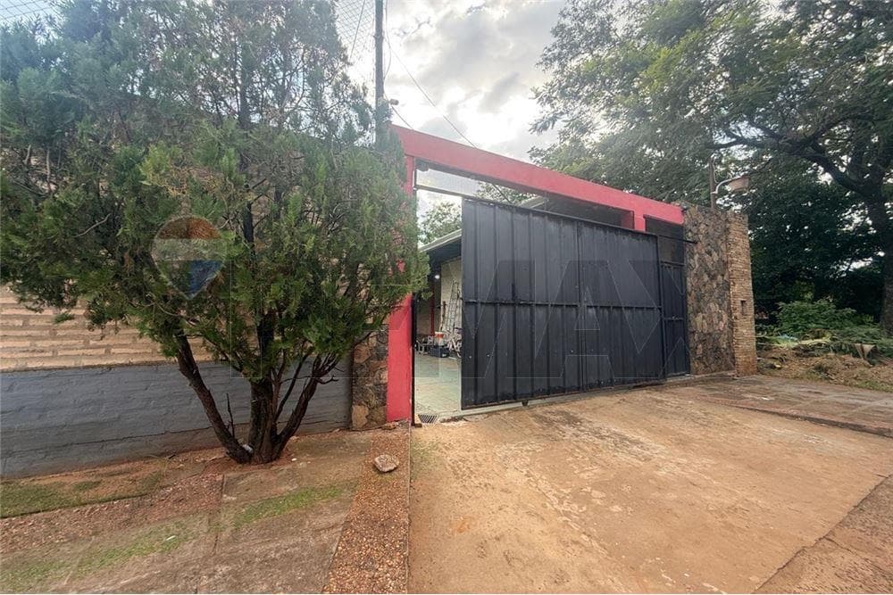 Alquilo Amplia Y Espectacular Casa En San Lorenzo En Barrio Barcequillo