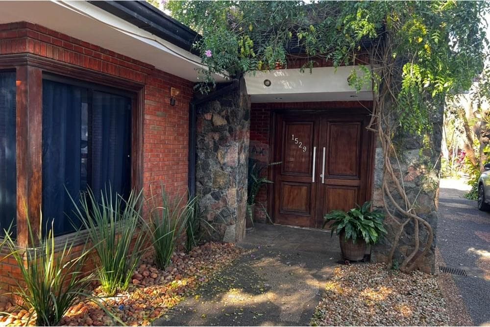 Casa - Venta - Paraguay Asunción Nazareth, foto 1