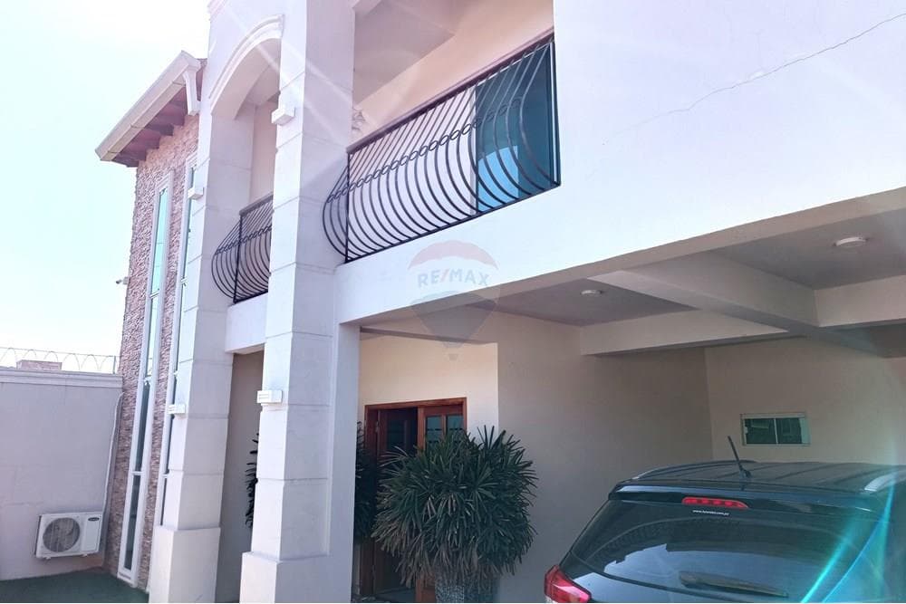 Residencia en alquiler en San Lorenzo, foto 2