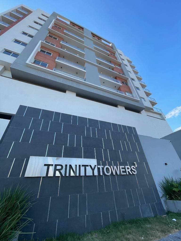 Alquilo departamento a estrenar en el edificio trinity towers 3
