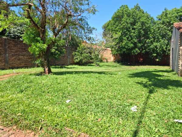 Terreno en Venta – Barrio Laurelty en Luque