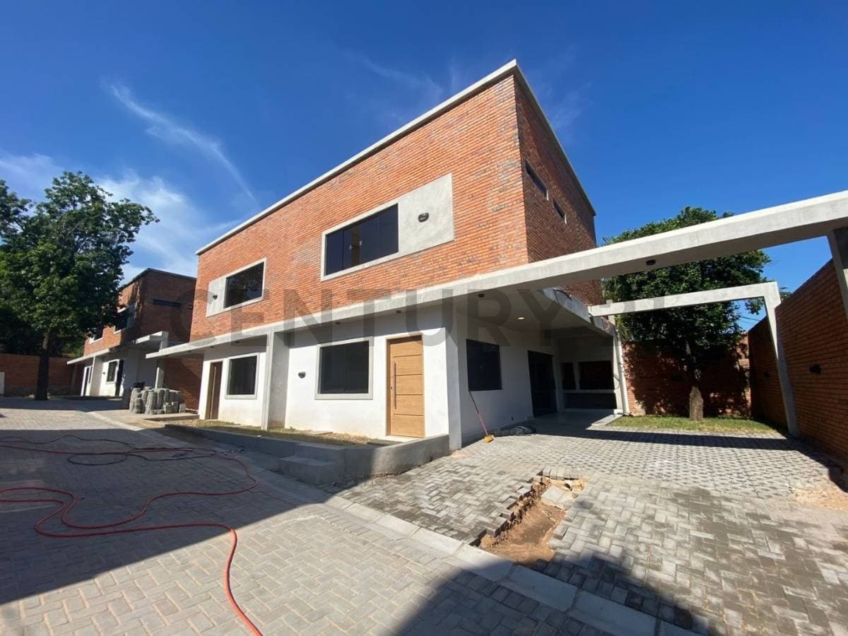 de Casa Dúplex en Lambaré, Central — foto 5
