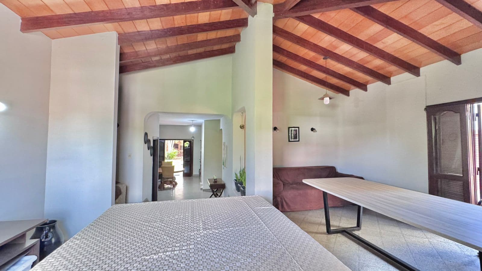 En venta amplia casa en Vista Alegre - Asunción, foto 4