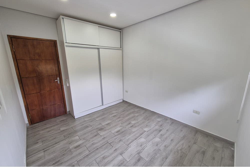 Duplex en Alquiler en San Lorenzo, Paraguay — foto 4