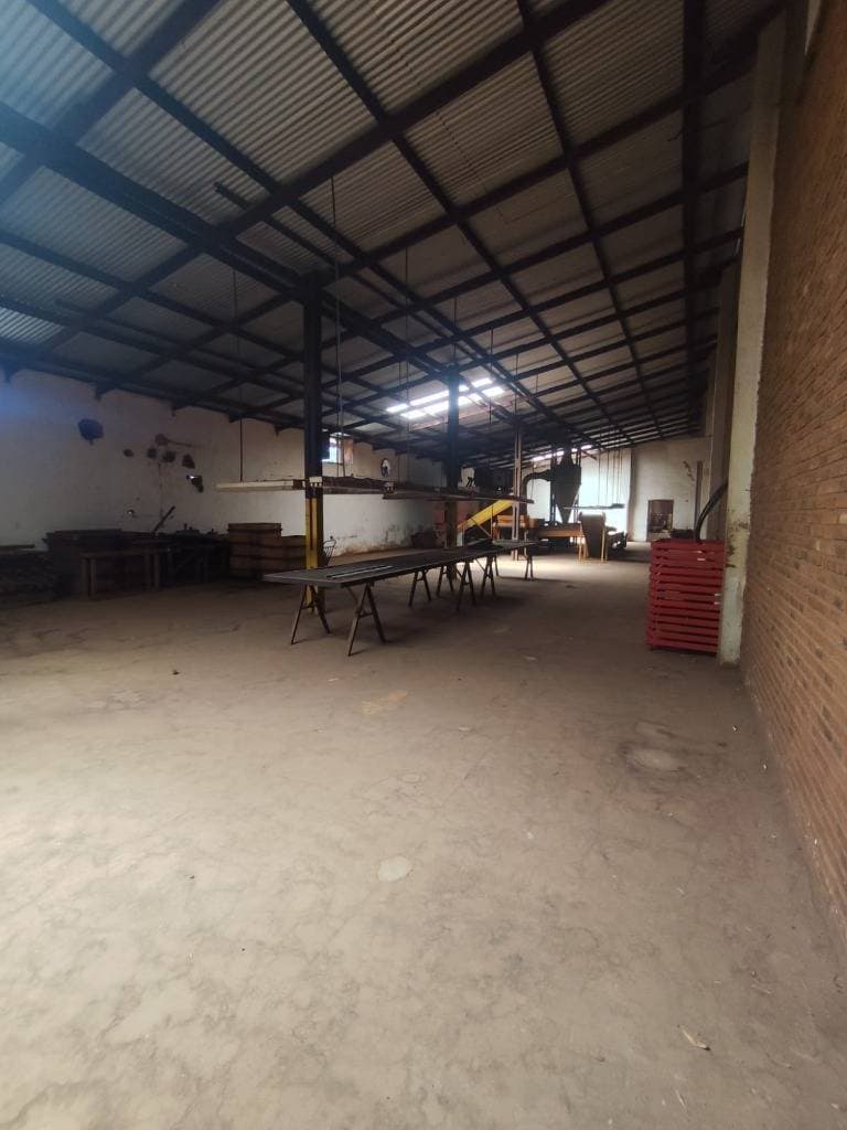 En Venta Importante Propiedad Industrial 120 mts sobre Ruta 2 Capiata, foto 4