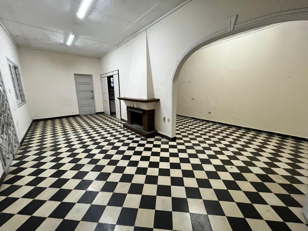 Casa en esquina en barrio ciudad nueva — foto 5