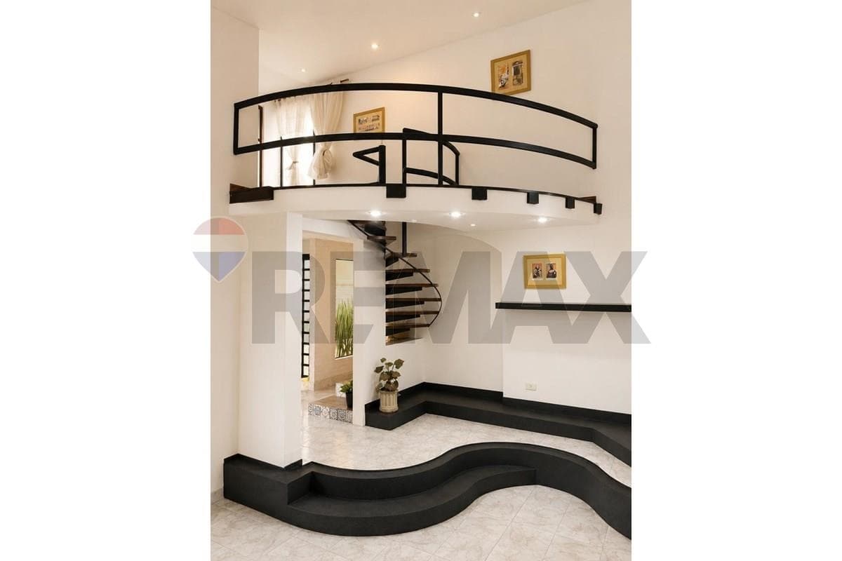Casa - Venta - Pettirossi, Asunción, Paraguay, foto 1