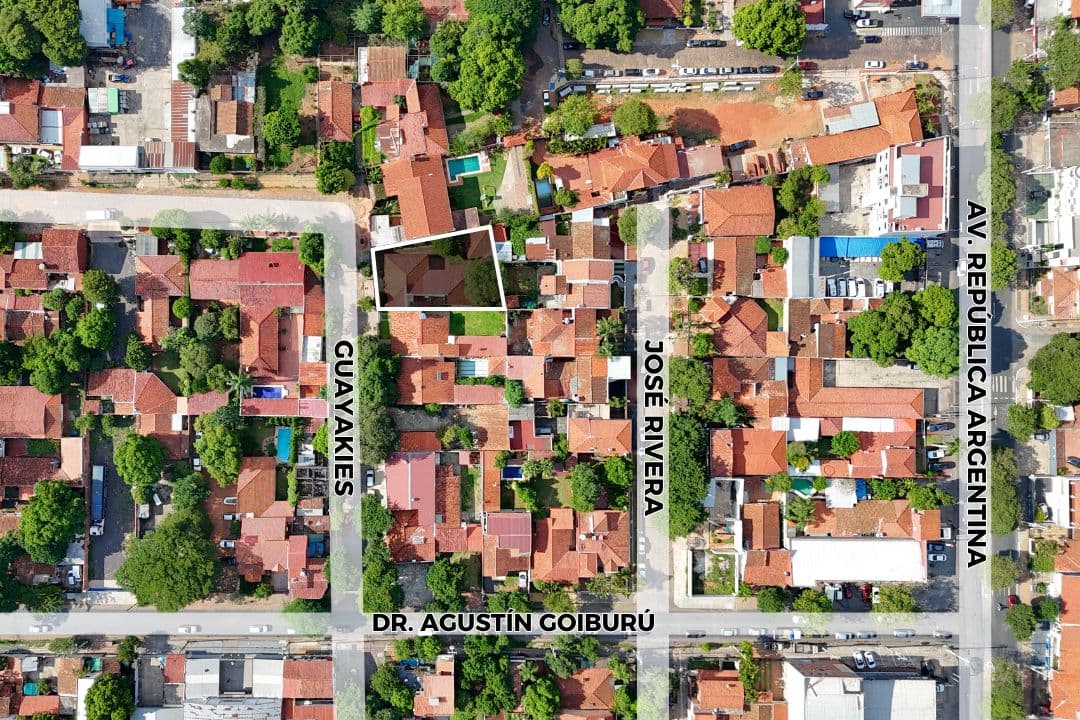 Casa De 3 Dormitorios En Venta En El Barrio Nazareth, Asunción, foto 4