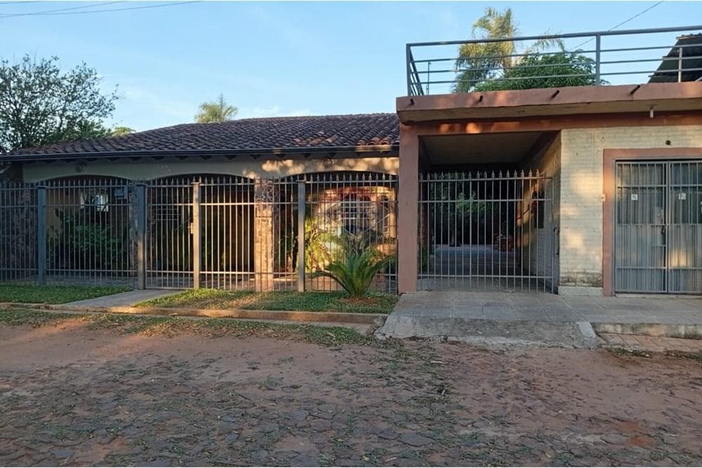 Casa - Venta - San Lorenzo, Paraguay, foto 2