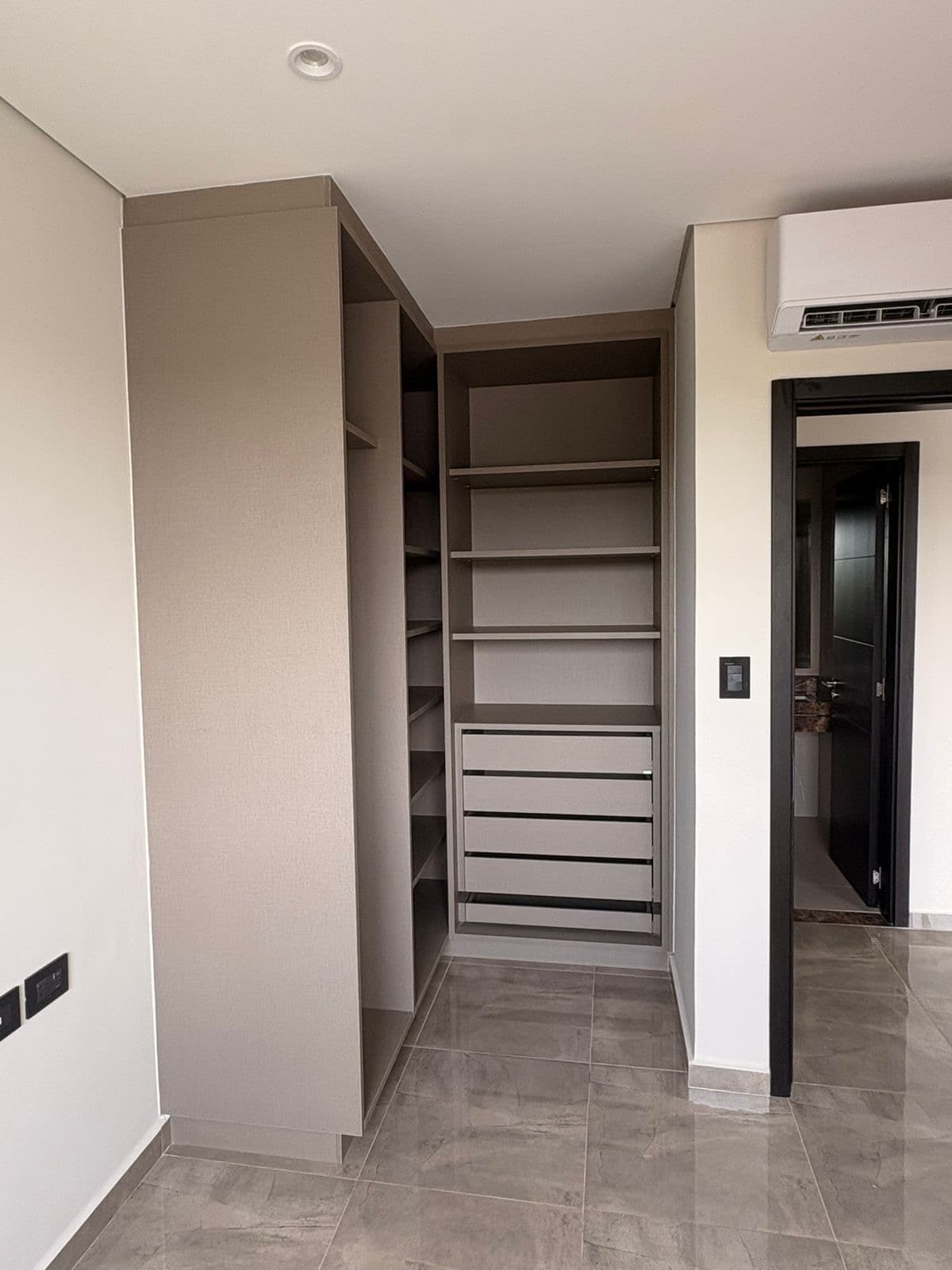 Molas lópez, en alquiler depto a estrenar de 1 dormitorio con 2 cocheras, foto 3