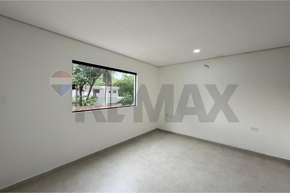 Duplex a Estrenar zona Yacht - Lambare, foto 5