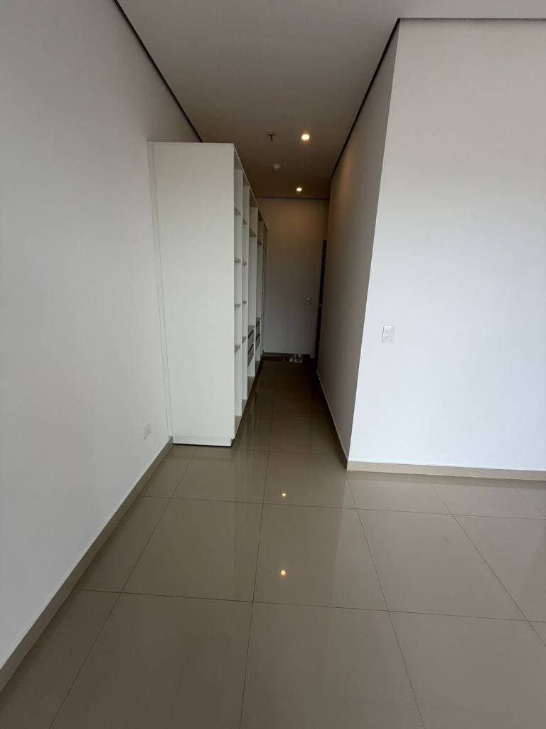 Depto. De 3 dorm. Con 2 suites y 3 balcones en barrio Herrera, foto 2