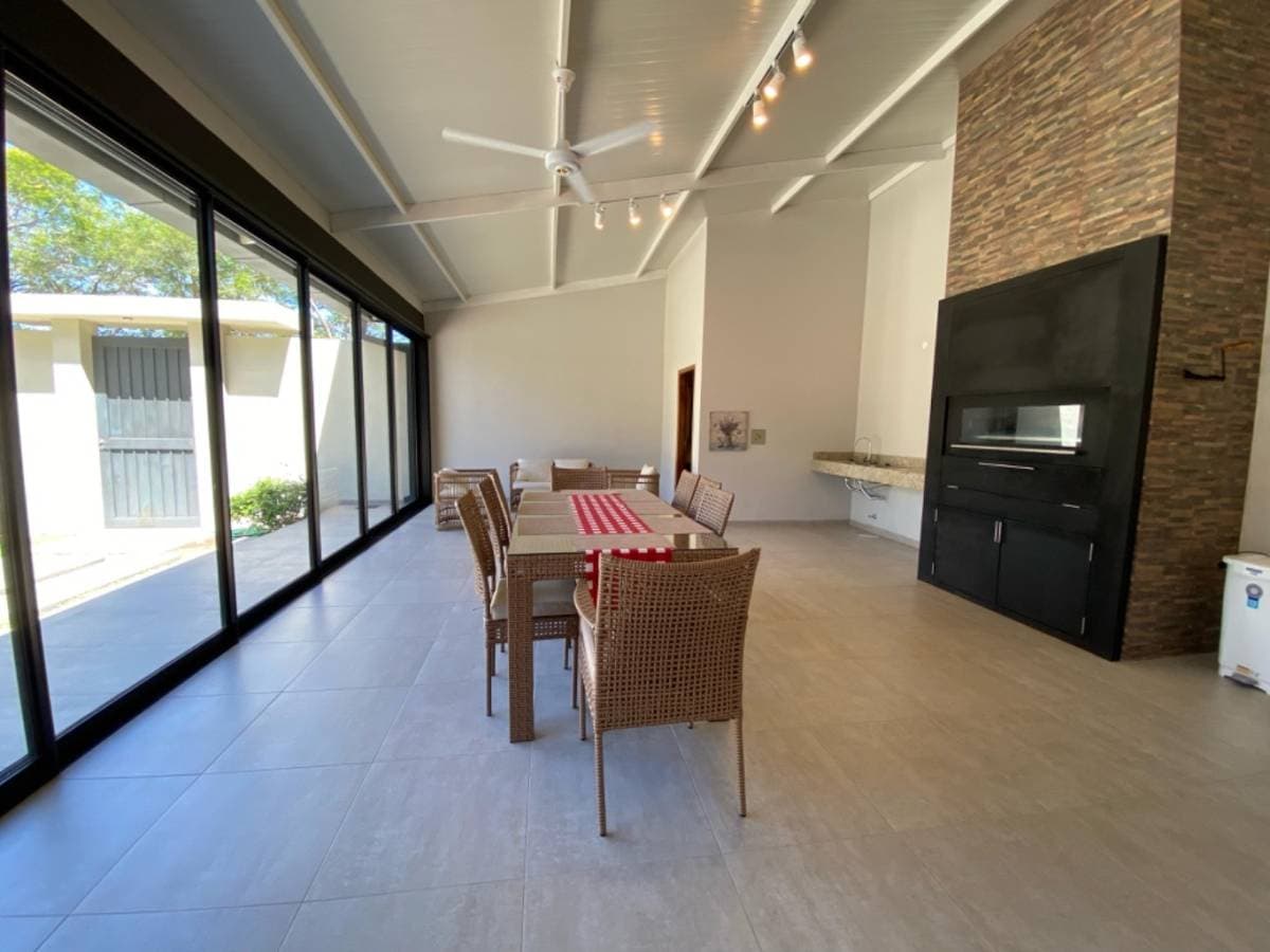 Casa en San Bernardino, foto 3