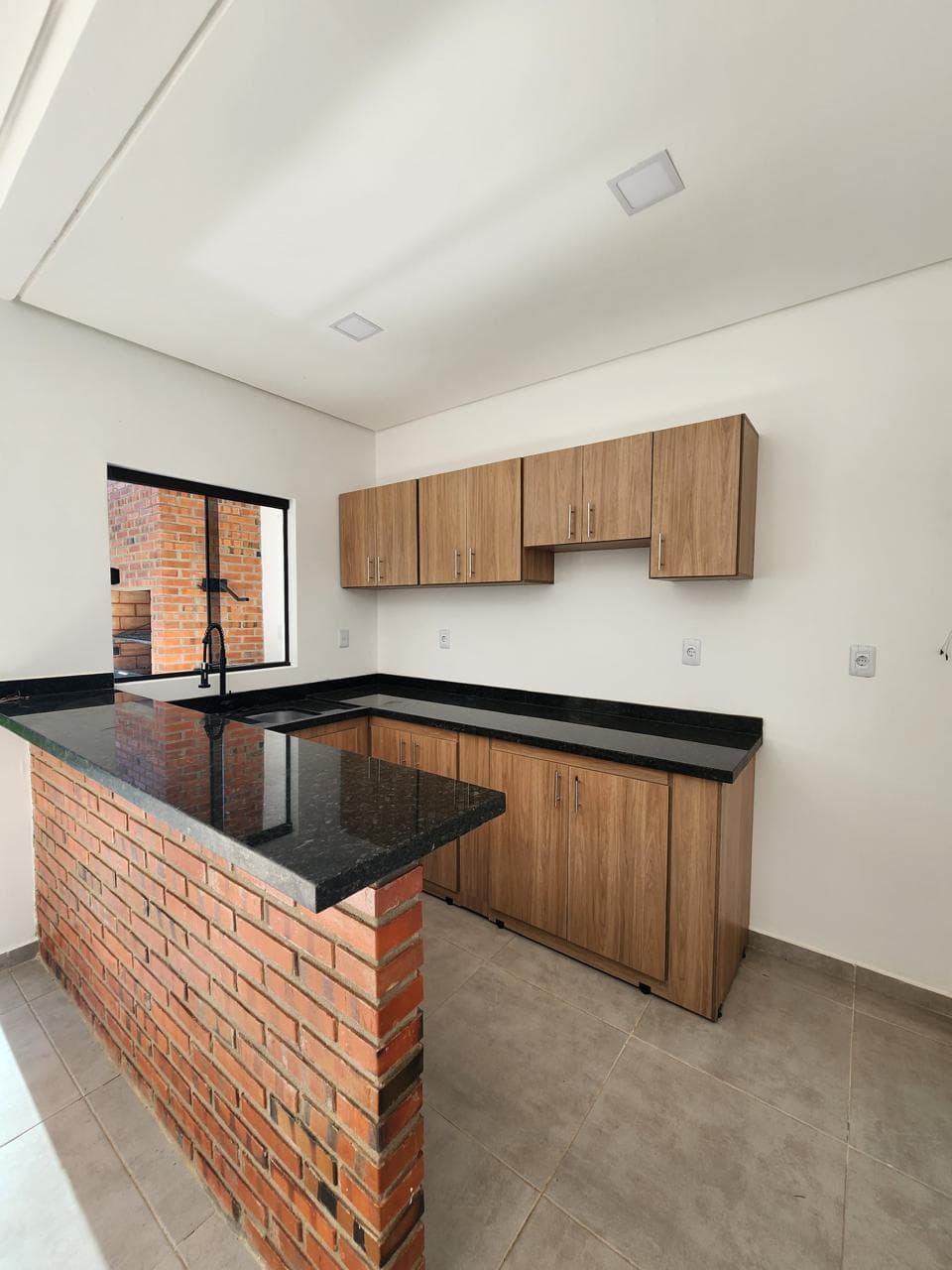 Duplex en venta en Luque, foto 3