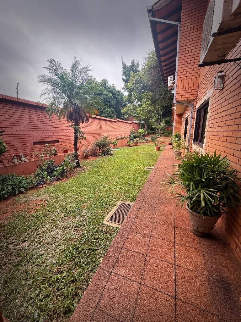 Casa con amplio patio, cerca de Paresa y Hospital General de Villa Elisa, foto 3