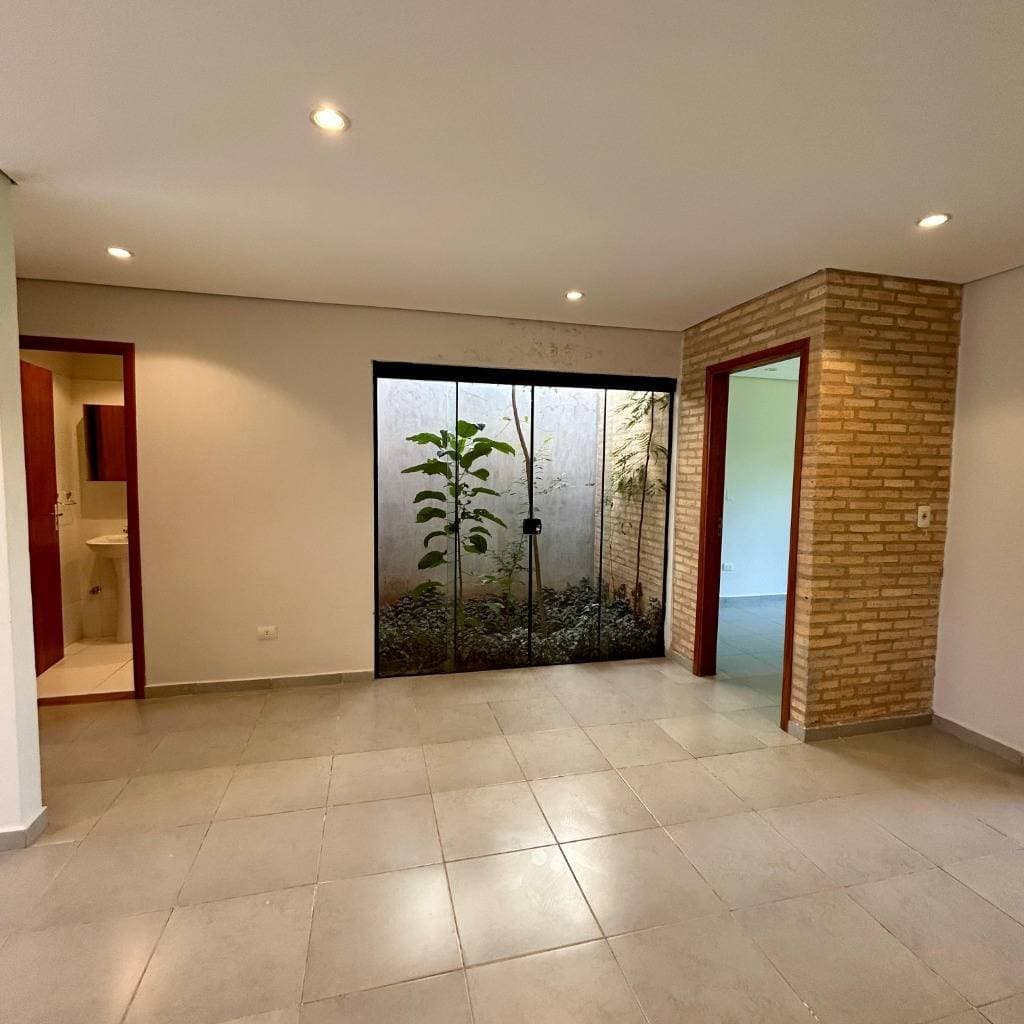 Hermoso duplex en Luque, foto 4