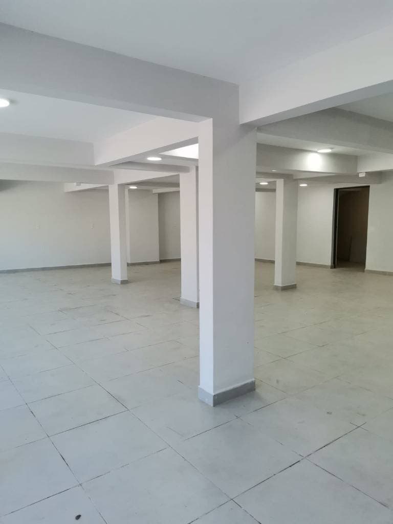 Local comercial en barrio Jara, foto 3