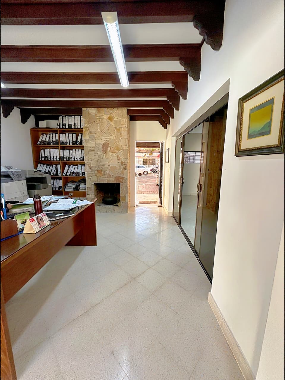 Casa en barrio mburucuya, foto 5