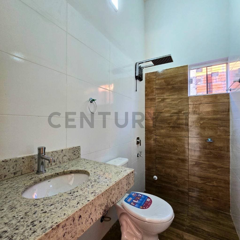 de Casa en Luque, Central, foto 5