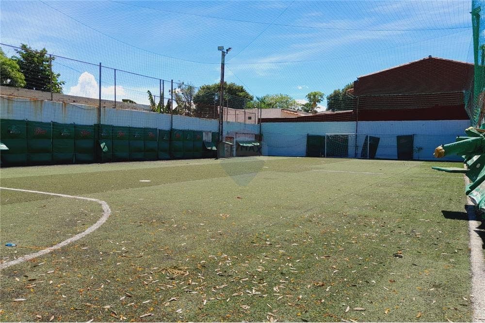Casa con piscina y cancha en Lambaré, foto 3