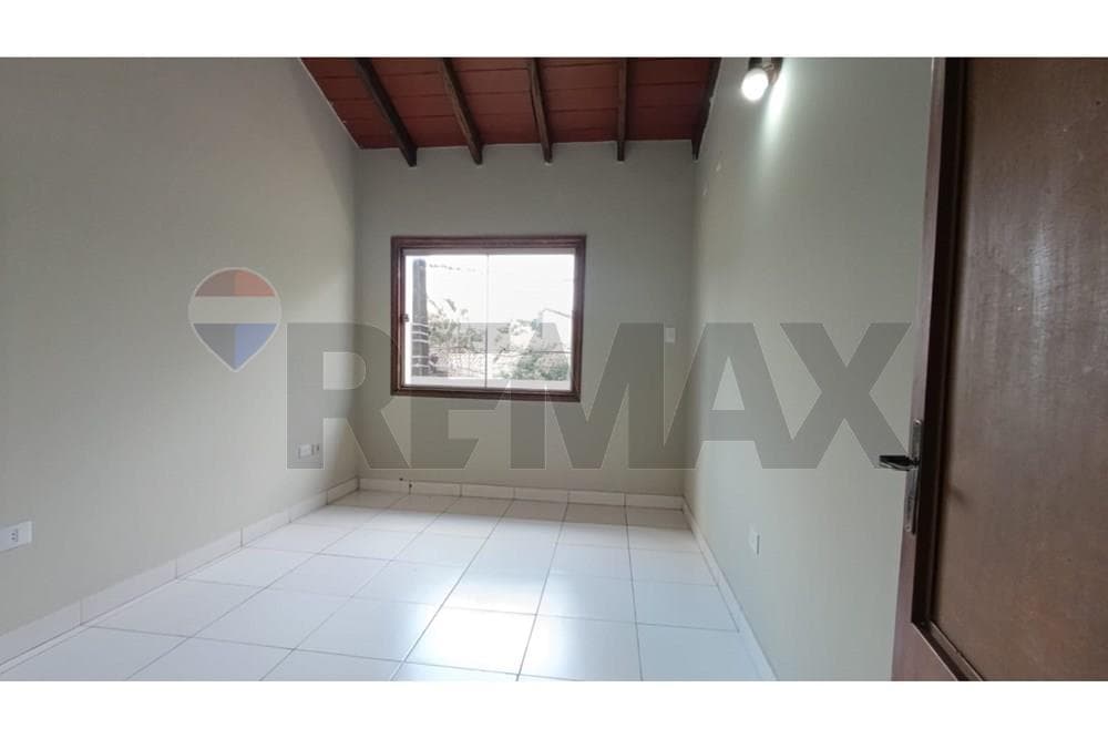 Departamento - Alquiler - Villa Elisa, Paraguay, foto 5