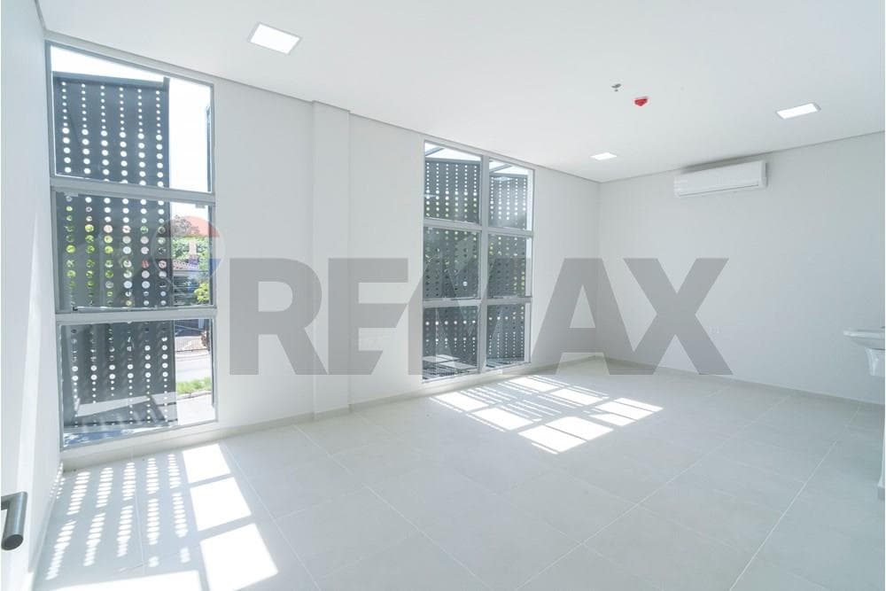 previo con oficinas Para Uso Corporativo En Asuncion — foto 2