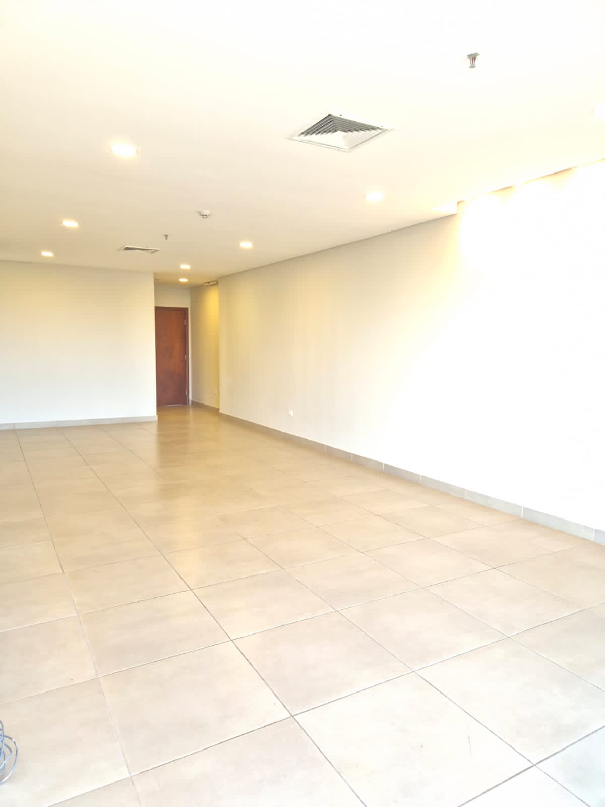 Hermoso Y Amplio Departamento De Tres Habitaciones — foto 3