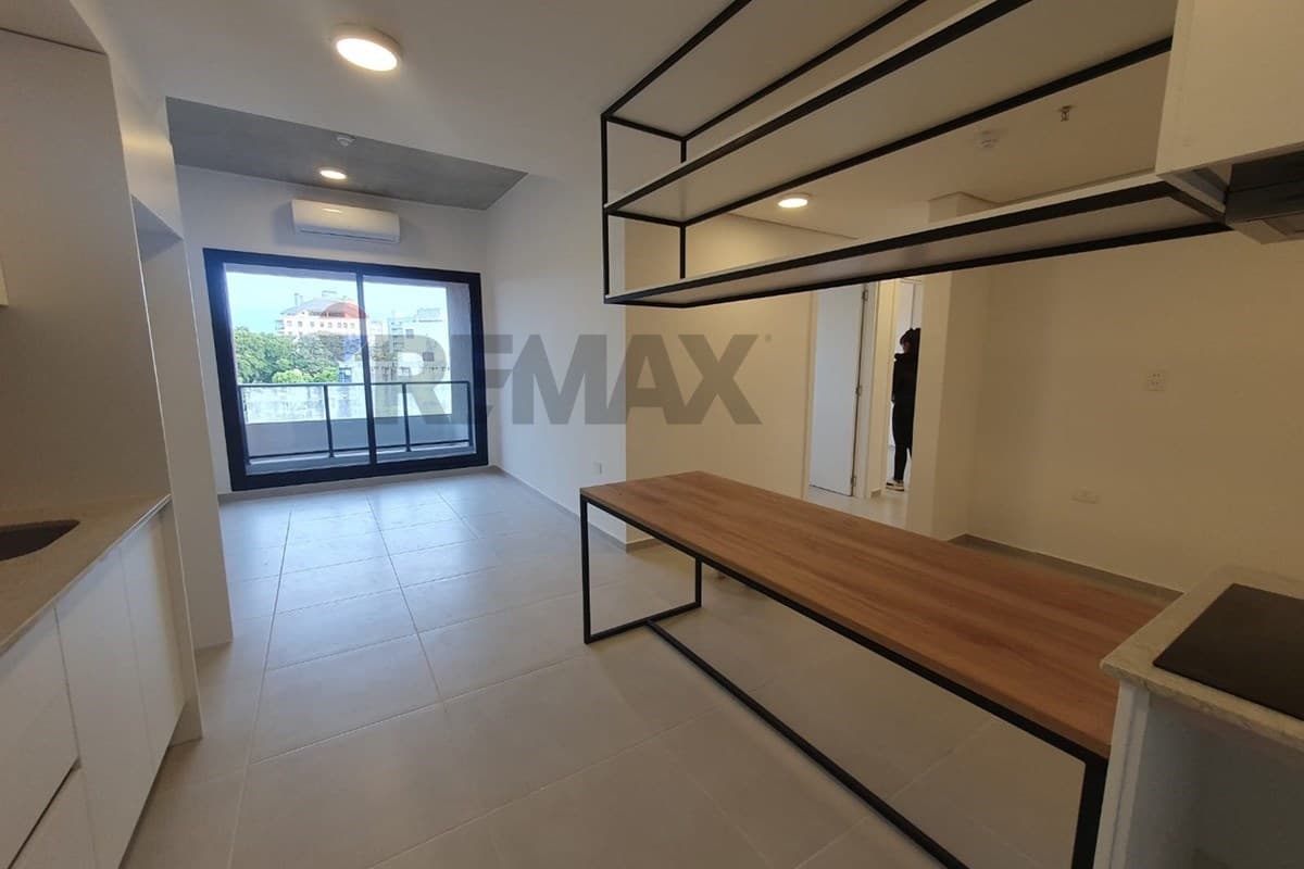 Departamento en alquiler - Las Mercedes, foto 1