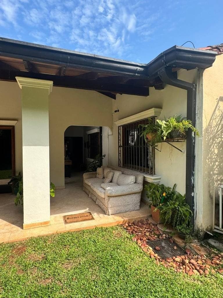 Casa en venta en Mburicaó | Ubicación estratégica con alto potencial, foto 3