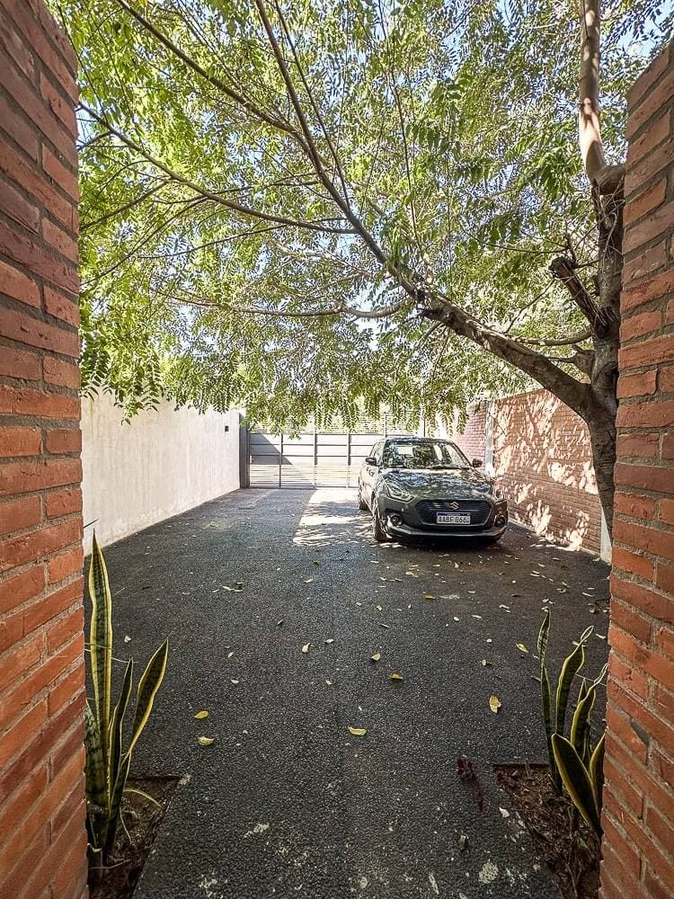 En venta hermoso duplex en cuarto barrio Luque, foto 2