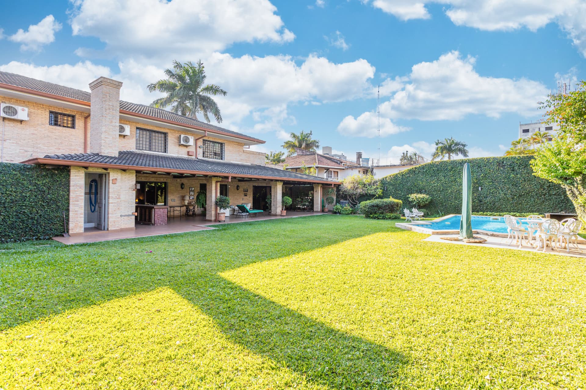 En Venta Elegante Residencia - Barrio Carmelitas, foto 2