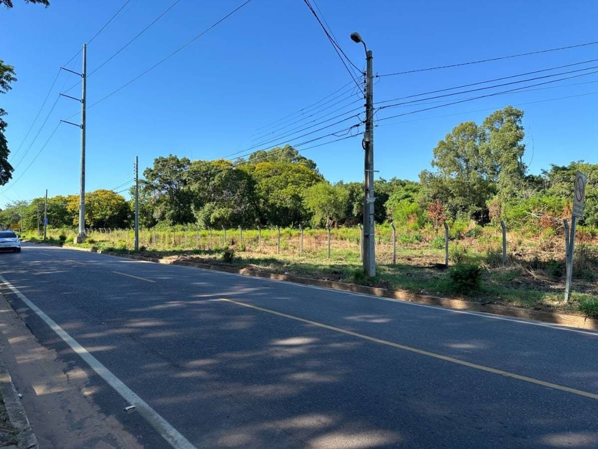 En alquiler amplio terreno sobre la avenida Laguna Grande Fernando de la Mora, foto 2