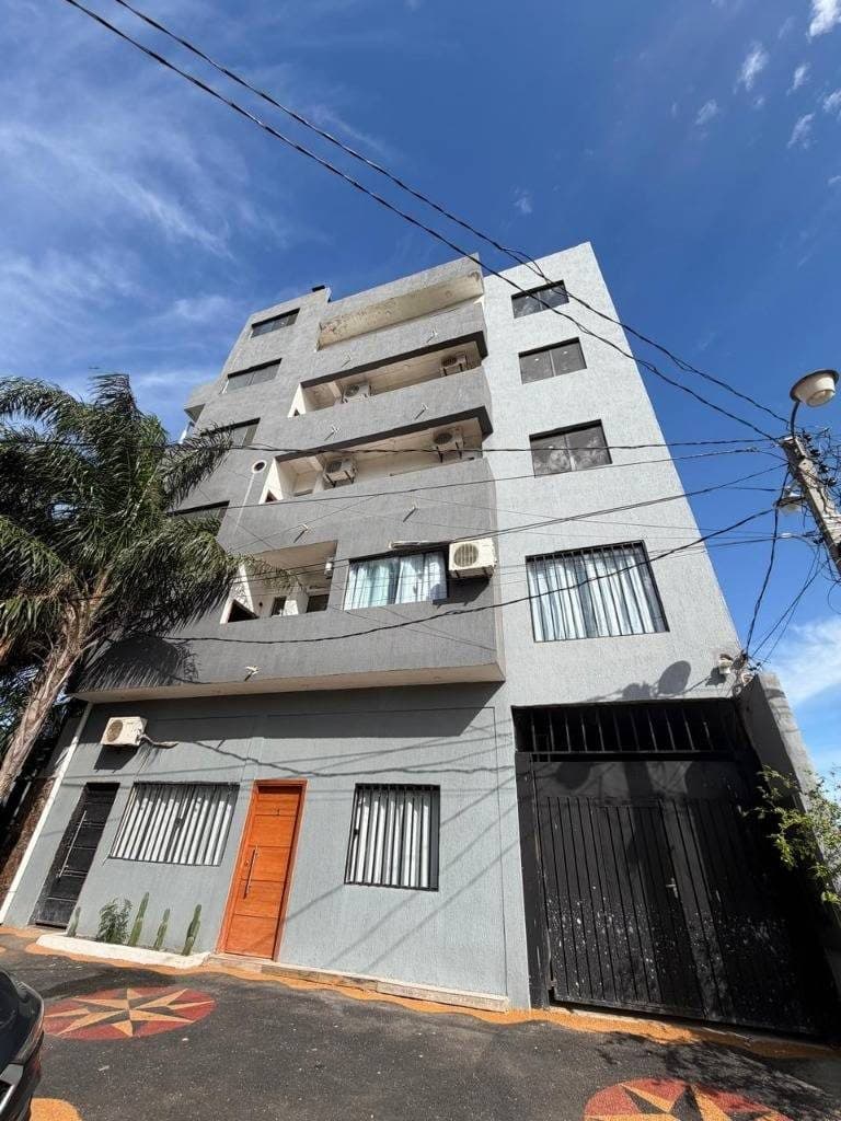 Alquilo departamento terminado en San Lorenzo