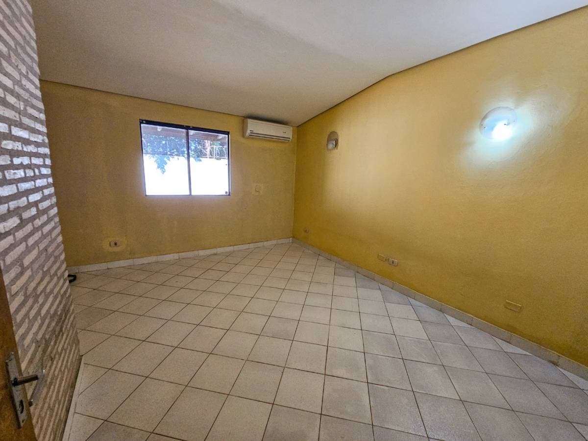 Casa en el centro de lambare, foto 3